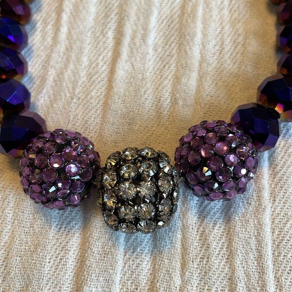 Purple sparkly necklace - Picture 2 of 4